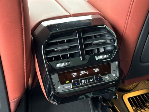 Used 2025 BMW iX M60 image 14