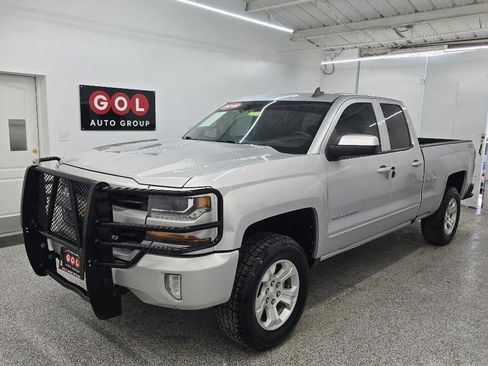 Used 2019 Chevrolet Silverado 1500 LT image 3