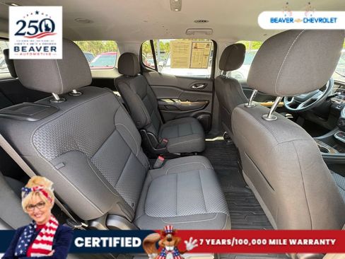 Used 2022 GMC Acadia SLE w/ Driver Convenience Package FWD image 22