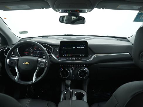Used 2024 Chevrolet Blazer LT image 13