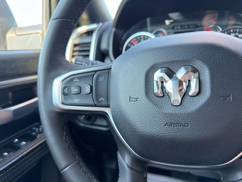 Used 2025 RAM 2500 Big Horn AWD/4WD image 24