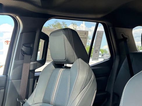 New 2026 Toyota 4Runner Limited AWD/4WD image 10