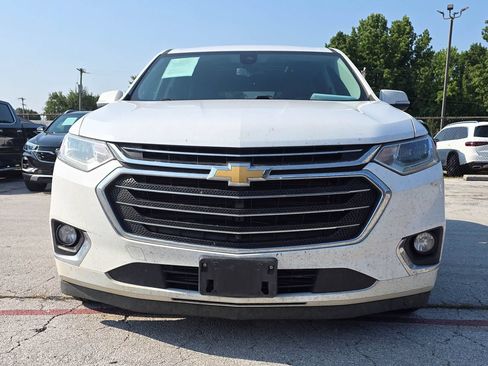 Used 2018 Chevrolet Traverse Premier w/ Driver Confidence II Package FWD image 2