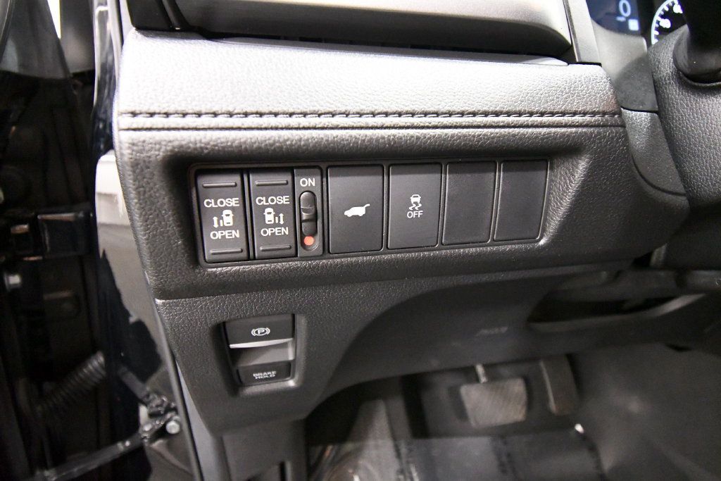 Certified 2025 Honda Odyssey EX-L image 20