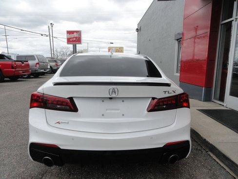 Used 2019 Acura TLX V6 w/ Technology & A-SPEC Pkg FWD image 8