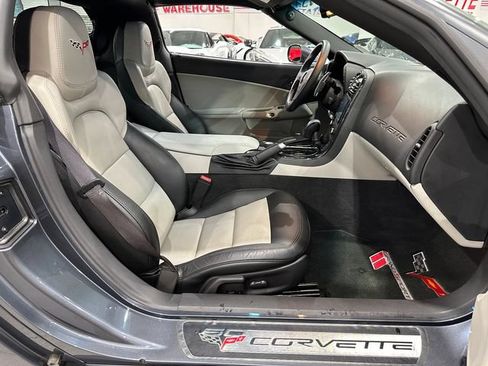 Used 2013 Chevrolet Corvette Grand Sport w/ 3LT Preferred Equipment Group RWD image 9
