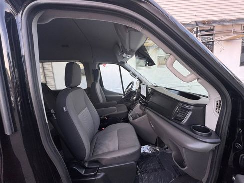 Used 2024 Ford Transit 350 XLT image 10