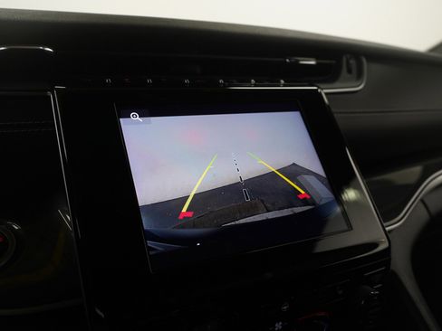 Used 2021 Jeep Grand Cherokee L Laredo image 30