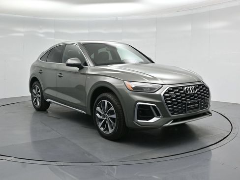 Used 2023 Audi Q5 2.0T Premium w/ Convenience Package AWD/4WD image 58