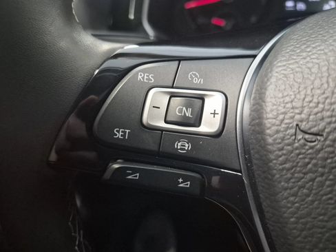 Used 2021 Volkswagen Jetta SE FWD image 28