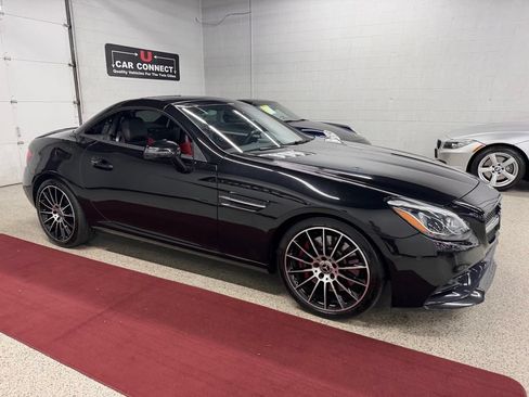 Used 2018 Mercedes-Benz SLC 300 image 47