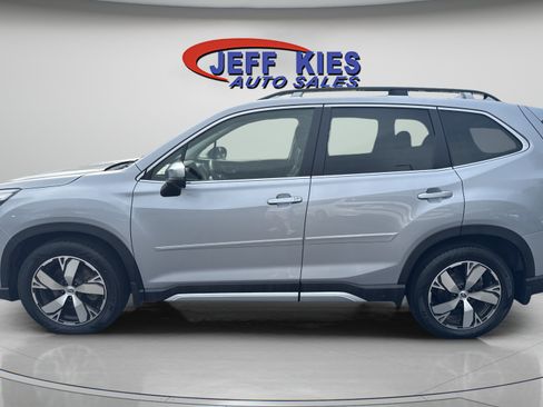 Used 2021 Subaru Forester Touring AWD/4WD image 8