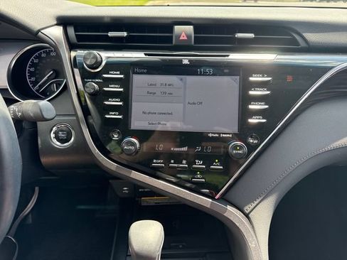 Used 2018 Toyota Camry XLE w/ Audio Package FWD image 28