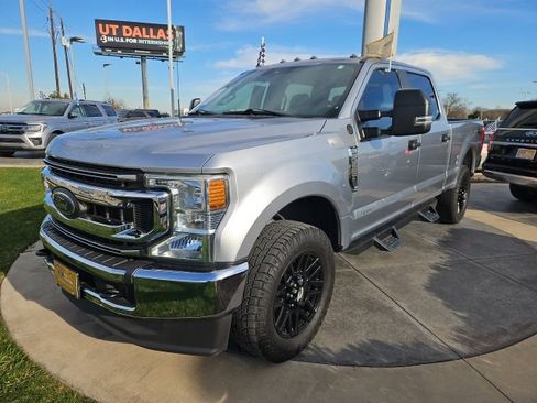 Used 2022 Ford F250 XL w/ STX Appearance Package image 3