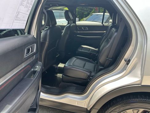 Used 2018 Ford Explorer Sport w/ Ford Safe & Smart Package AWD/4WD image 26