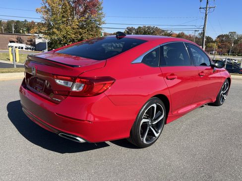 Used 2021 Honda Accord Sport image 9