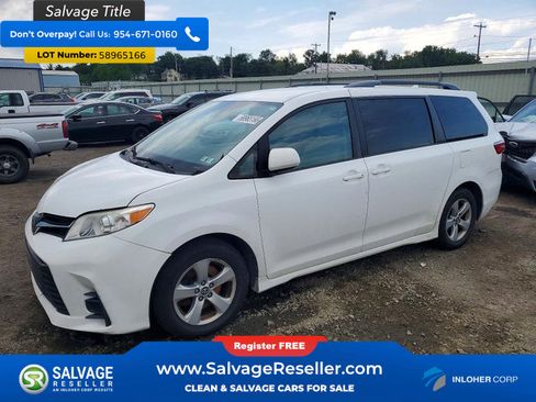 Used 2018 Toyota Sienna LE FWD image 1