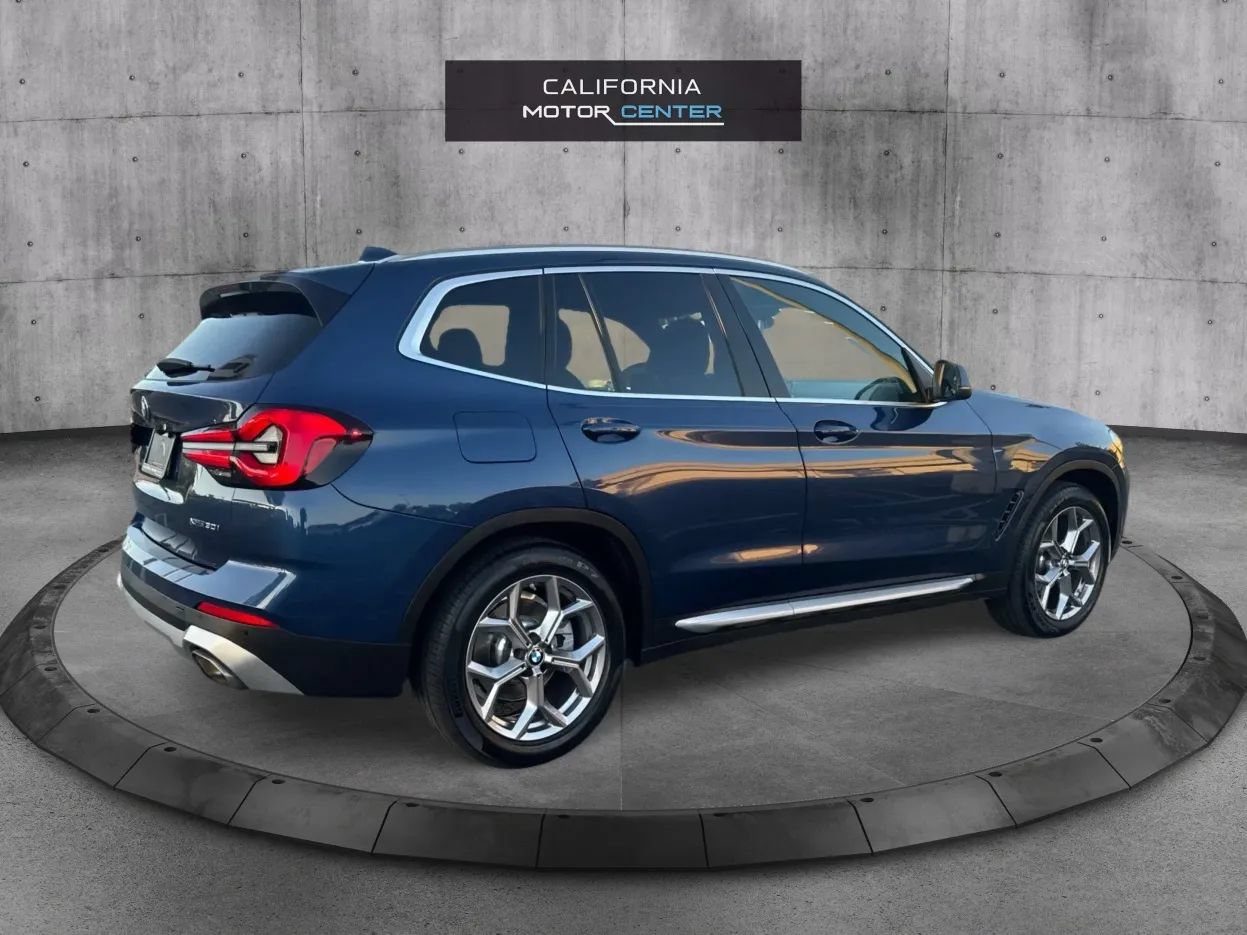 Used 2022 BMW X3 xDrive30i w/ Convenience Package AWD/4WD image 5