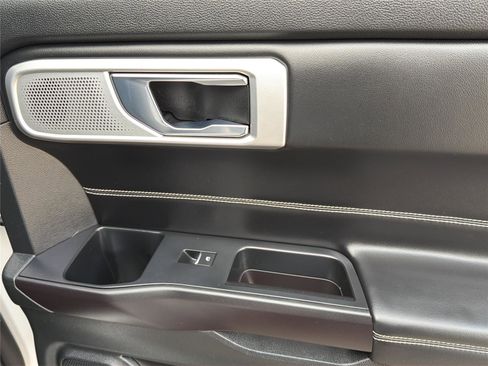 Used 2020 Ford Explorer ST w/ ST High-Performance Pack image 29