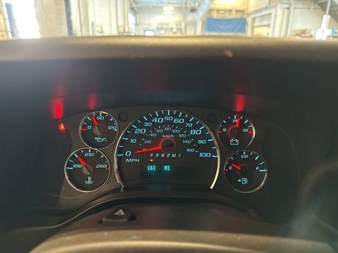 Used 2022 Chevrolet Express 2500 w/ Driver Convenience Package image 16