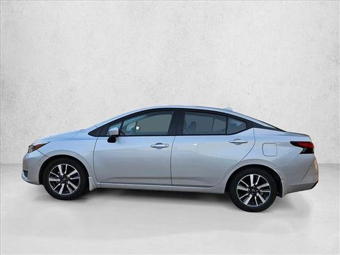 Used 2025 Nissan Versa SV w/ Trunk Package FWD image 10