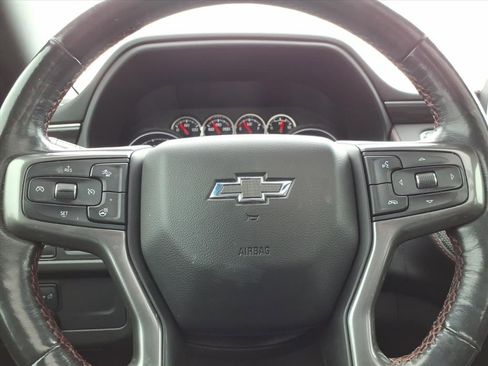 Used 2021 Chevrolet Suburban RST w/ Luxury Package image 24