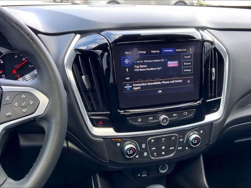 Used 2023 Chevrolet Traverse High Country image 7