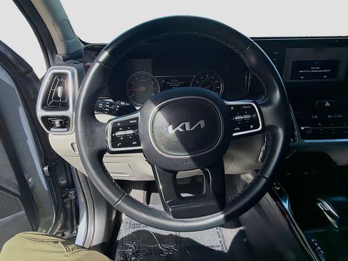 Used 2022 Kia Sorento SX AWD/4WD image 10