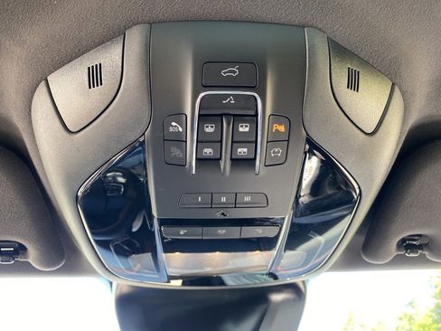 Used 2023 Maserati Levante GT image 42