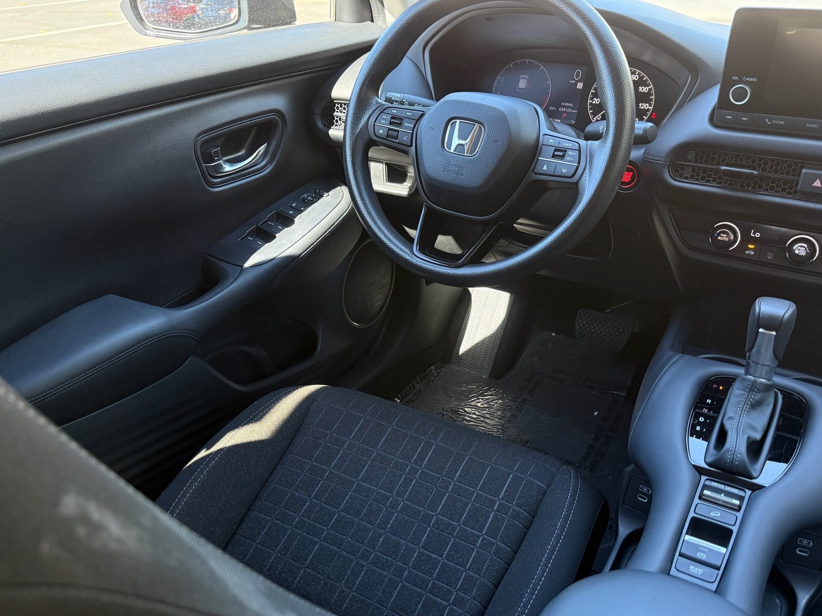 Used 2024 Honda HR-V LX image 18