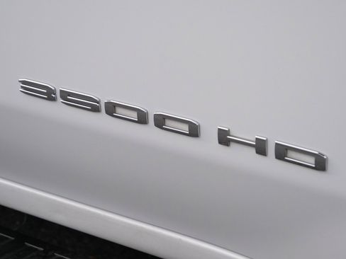 Used 2021 GMC Sierra 3500 2WD Crew Cab w/ Convenience Package image 43