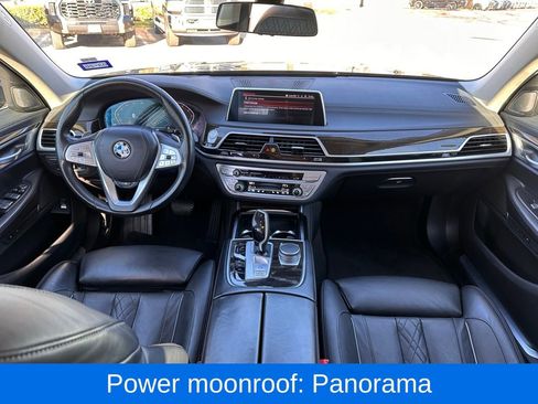 Used 2022 BMW 740i 740i w/ Premium Package image 15