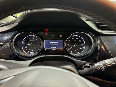 Used 2022 Buick Encore GX Select image 3