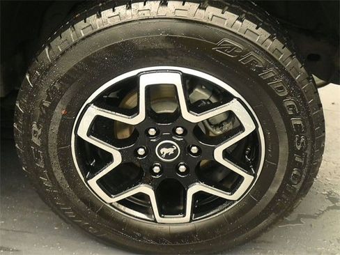 Certified 2025 Ford Bronco Outer Banks image 9