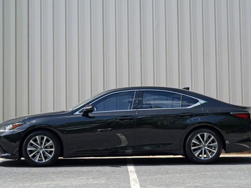 Used 2020 Lexus ES 350 w/ Premium Package FWD image 8