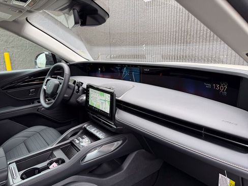 New 2026 Lincoln Nautilus Reserve w/ Jet Appearance Package image 28