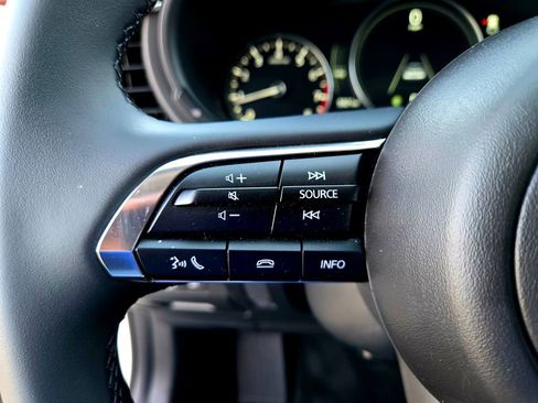 Certified 2025 MAZDA CX-30 AWD 2.5 S w/ Preferred Package image 13