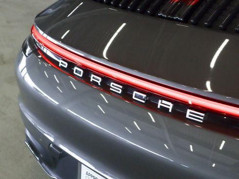 Certified 2021 Porsche 911 Carrera S RWD image 29