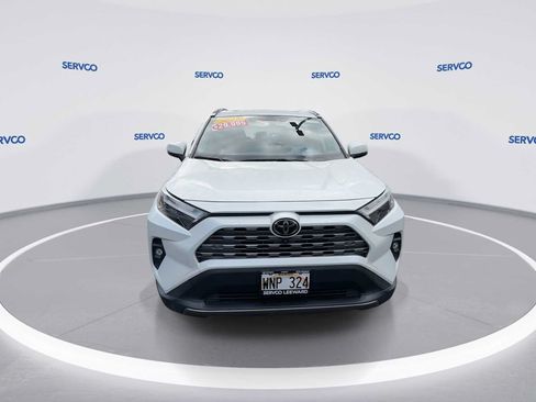 Used 2022 Toyota RAV4 Limited FWD image 3