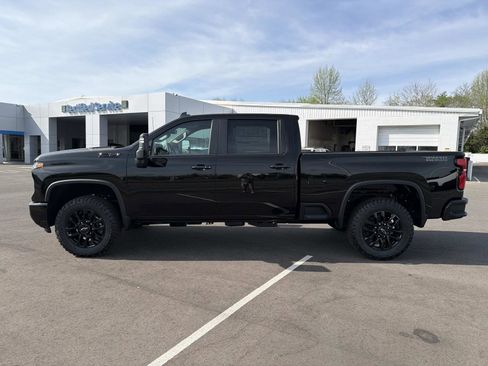 New 2026 Chevrolet Silverado 2500 LT w/ Trail Boss Package AWD/4WD image 11