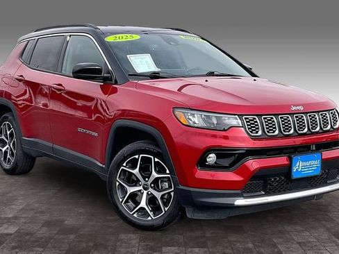 Used 2025 Jeep Compass Limited AWD/4WD image 11