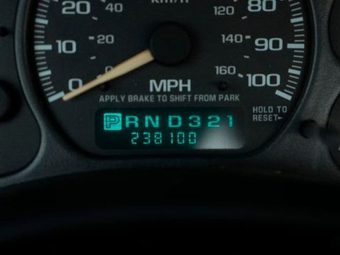 Used 2002 Chevrolet Silverado 1500 2WD Regular Cab image 19