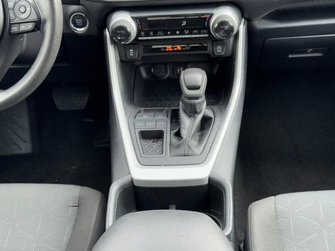 Used 2025 Toyota RAV4 XLE image 15