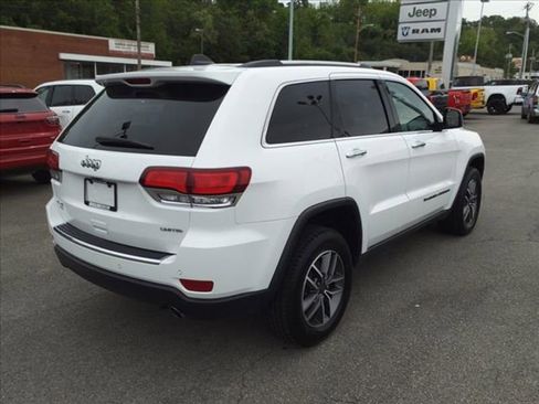Used 2022 Jeep Grand Cherokee Limited image 4