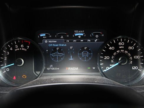 Used 2017 Ford F150 Lariat w/ Equipment Group 502A Luxury image 11