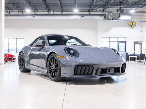 Used 2026 Porsche 911 GTS image 3