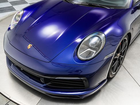 Used 2022 Porsche 911 Carrera RWD image 44