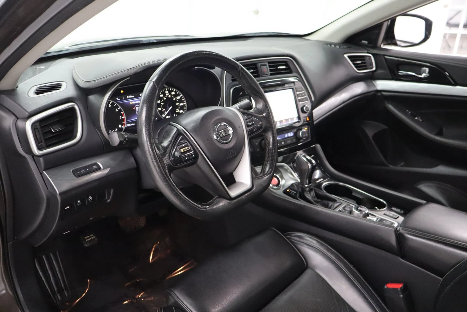 Used 2017 Nissan Maxima 3.5 SL FWD image 14