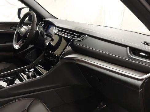 New 2025 Jeep Grand Cherokee L Limited image 29