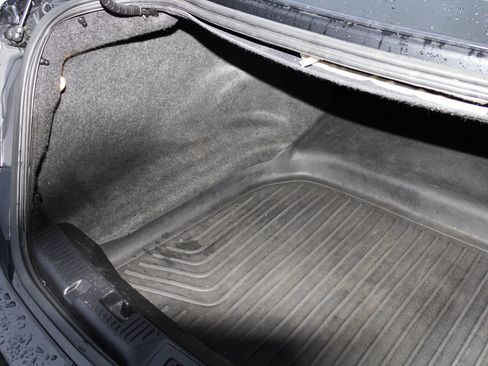Used 2012 Ford Taurus SHO AWD/4WD image 26